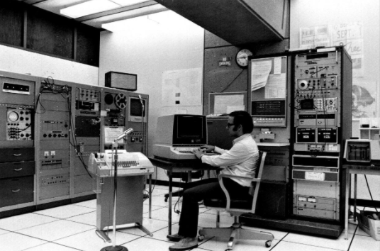 Adaptive Noise Cancelling Demonstration by John Kaunitz at the Adaptive Systems Laboratory, Stanford University in 1971.